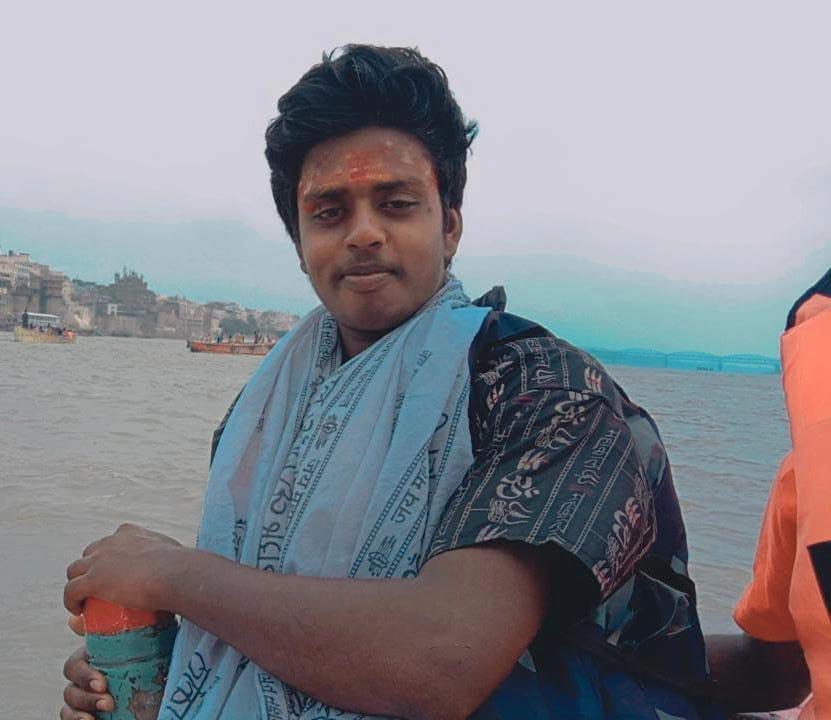 Death of a kanwariya created furore, after offering water to Baba Vishwanath