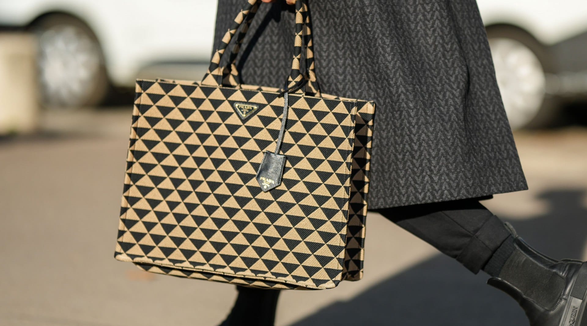Women handbags name in hindi tote bag sling bag boho bag