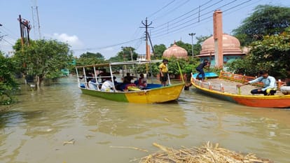 Yamuna flood water of fence entered houses In Mathura young man died due to drowning here