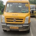 आजमगढ़ में बड़ा हादसा टला: स्कूल जा रही बस के पहिए हुए अलग, 50 बच्चे थे सवार