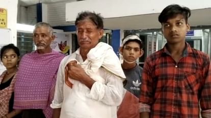 Bihar: बकरी बांधने पर हुआ विवाद, पुलिस ने सुलझाया भी, फिर दो दिन बाद पेड़ से लटका मिला युवक का शव Dead body was hanged from a tree after killing a young man in a dispute over tying a goat in Ara