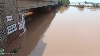 People's health deteriorating after flood