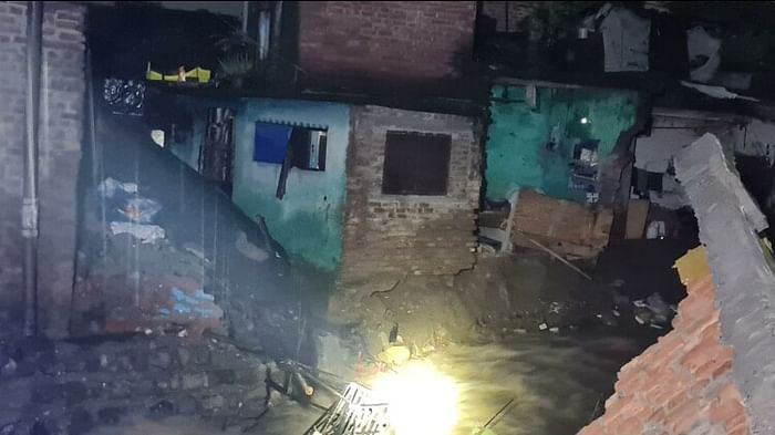 Uttarakhand Weather Heavy rains Alert Rivers Overflow many buildings collapsed due to debris roads closed