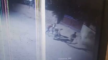 Farmer caught accused of theft but police released without action in bareilly