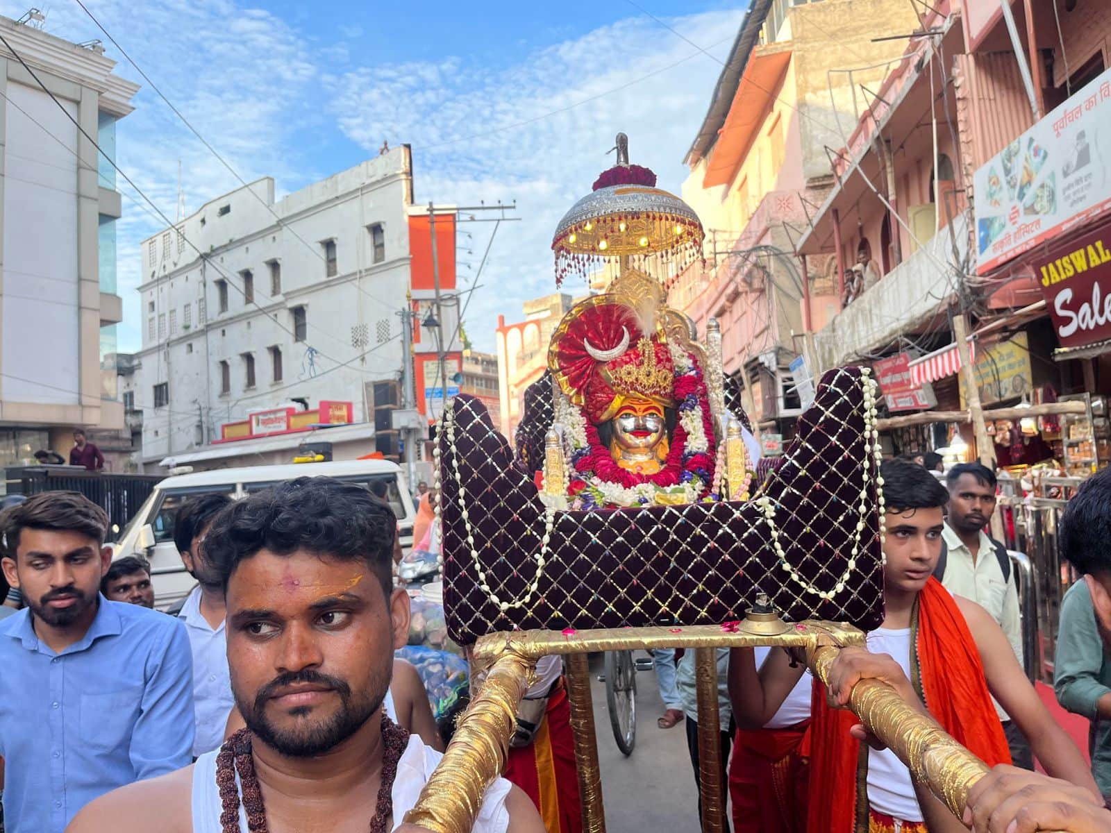 PHOTOS: Palki Yatra of Mahakal, group of devotees dancing from Vishwanath Dham to the banks of the Ganges