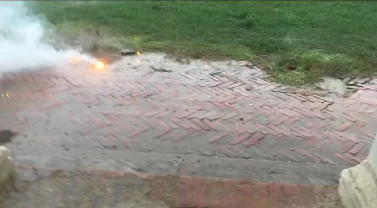 Strange incident happened in Ayodhya, fireballs came out from the ground