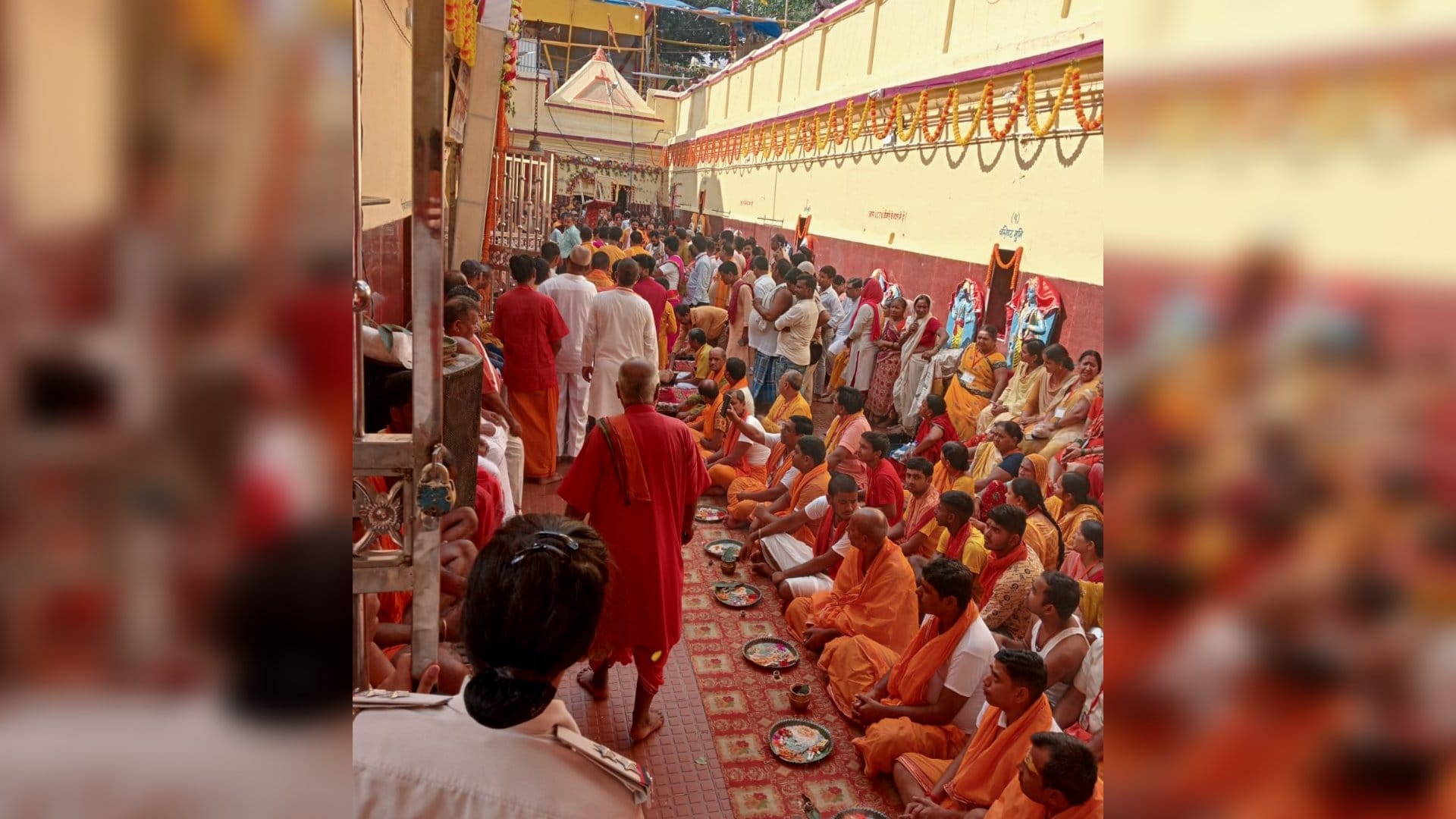 Falahari Baba started Malmas Mela by hoisting flag, invoking 33 crore deities, staying in Rajgir for a month