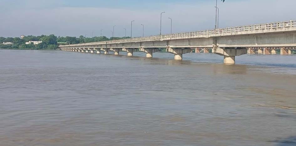 Ganges is just 31 cm away from the danger mark, the water level will rise further, Now the danger of flood is