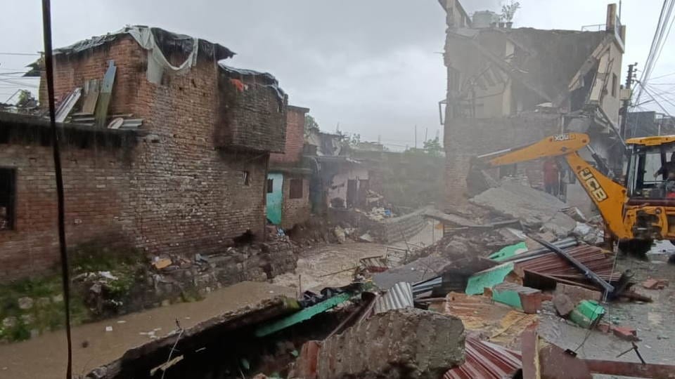 Dehradun Weather News many houses and shops Collapse after heavy rains Flood Like Condition