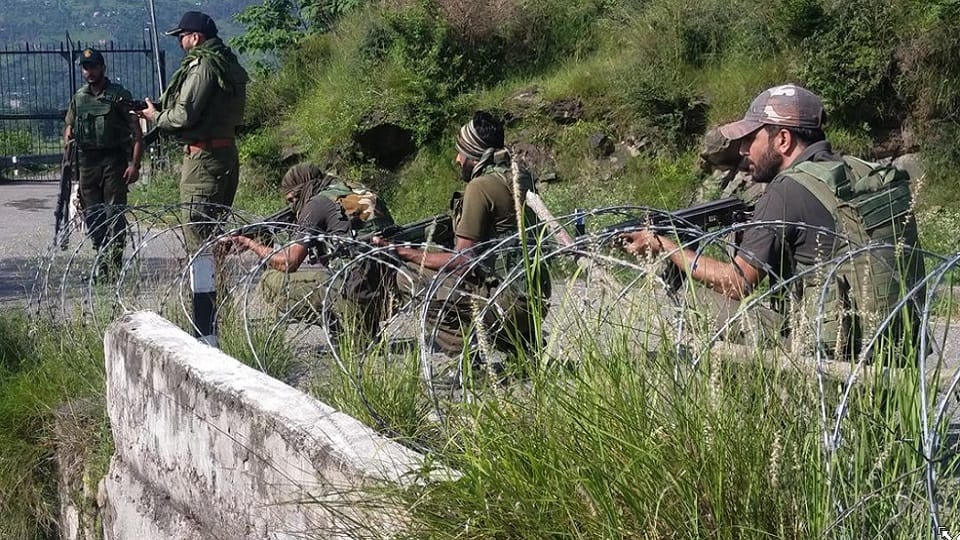 Two Pakistani terrorists killed Poonch Chakkan Da Bagh, Army major operation continues in Savjian