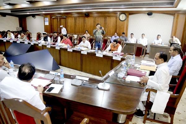 MP News: Cabinet approves contract policy, 6 months maternity leave for women