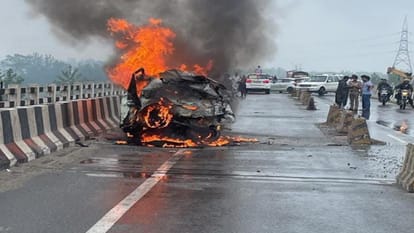 UP News: Four people burnt alive died after fire set in a car in Saharanpur