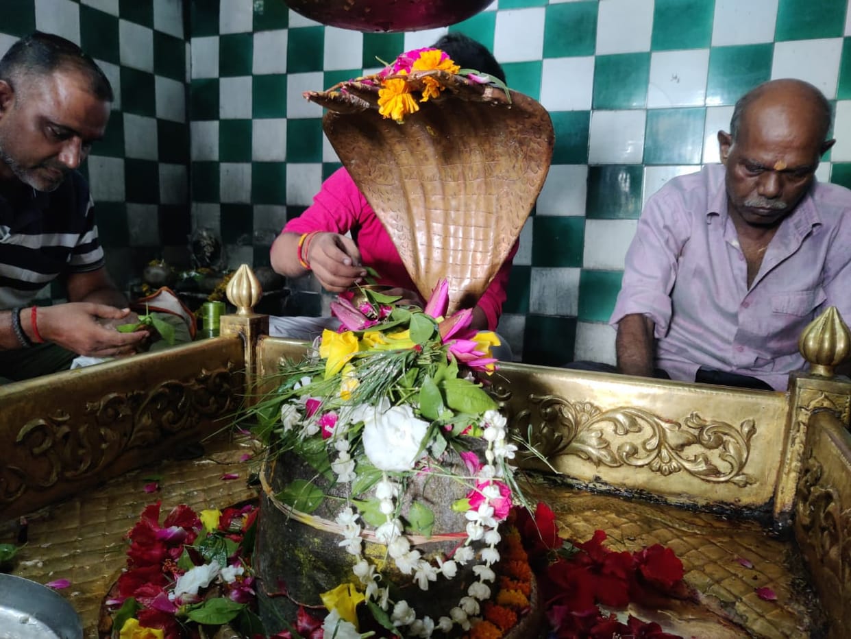 Sawan Special: This Shiv temple of 16th century is amazing, here Naga sadhus do meditation for a month