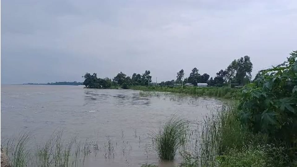 Water level of Sharda river rising in Pilibhit
