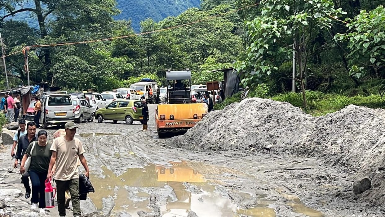 Sikkim: Landslide cut off contact with North Sikkim, BRO restored in record time