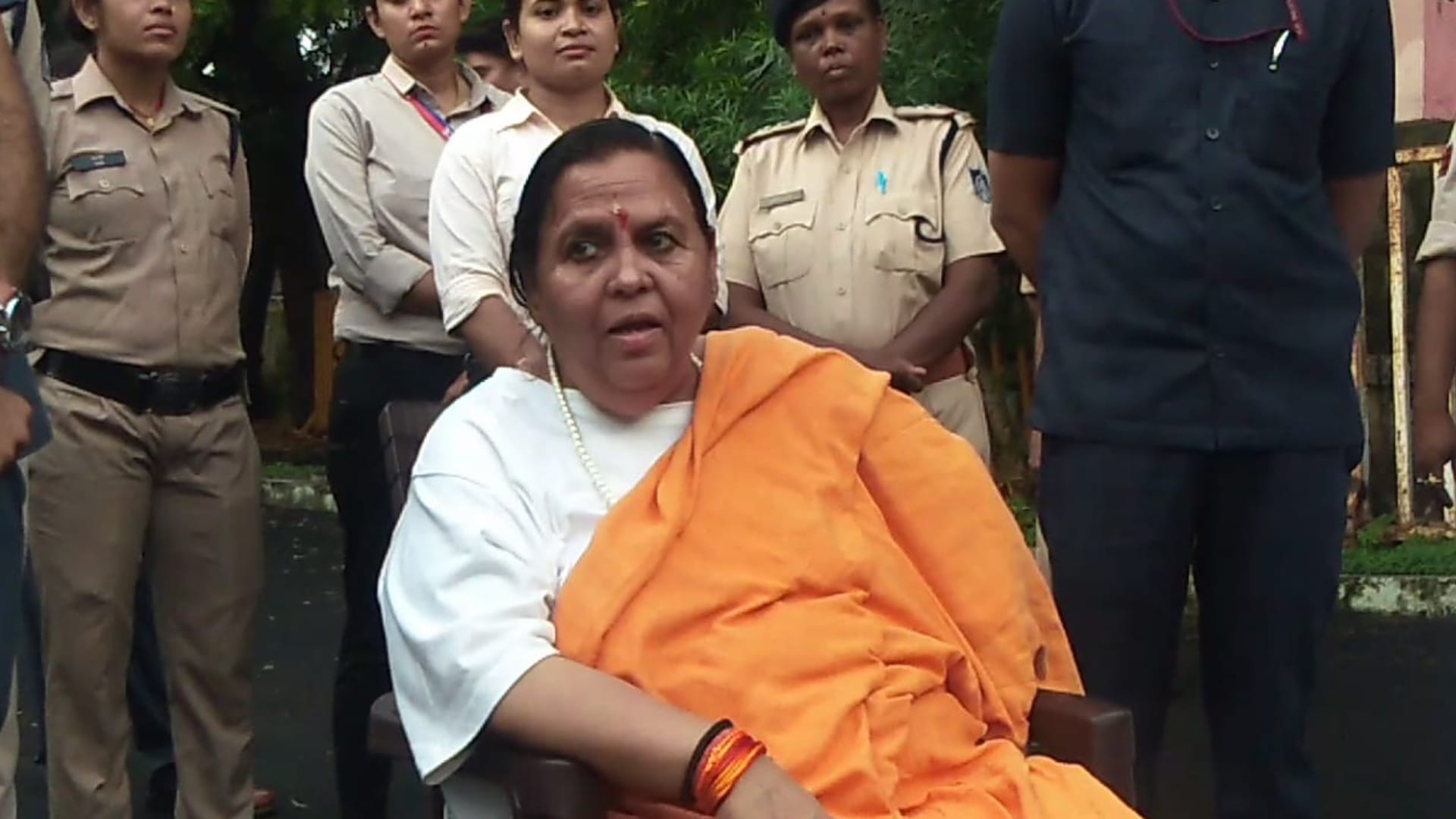 उमा भारती ने की सिंधिया की तारीफ