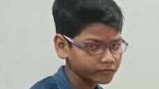 boy who came to drop his brother at the railway station, died in an accident, there was chaos in the family