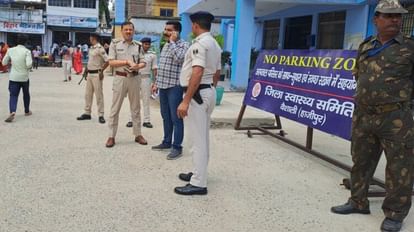 Miscreants shot former sarpanch over a dispute over two bighas of land in Vaishali, seriously injured