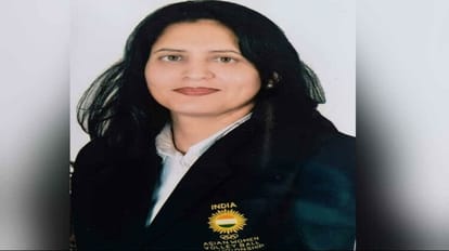 Success Story: हिमाचल की रविंद्रा बांश्टू बनीं भारतीय महिला वॉलीबाल टीम की कोच, क्षेत्र में खुशी की लहर Himachal's Ravindra Banshtu became the coach of the Indian women's volleyball team, a wave of happiness in the