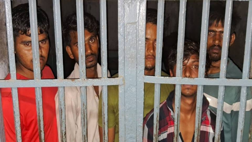 police arrested accused who thrashed tourist from Delhi with sticks in Agra