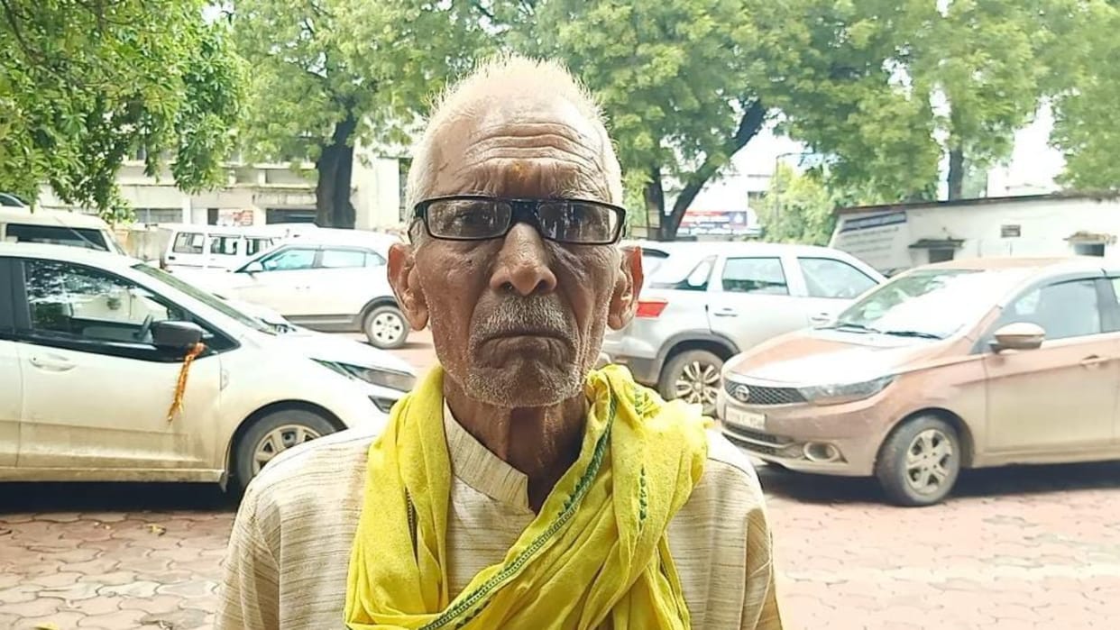 Shahdol: The elderly wrote a letter to the President asking for euthanasia