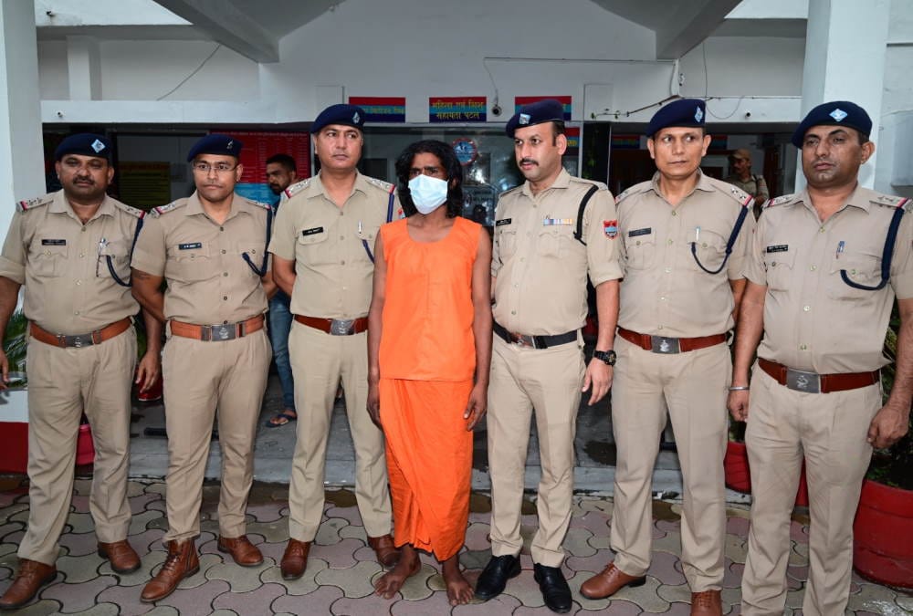 Girlfriend wanted to kill lover on Birthday by snake Bite In Haldwani Uttarakhand Sensational Murder News