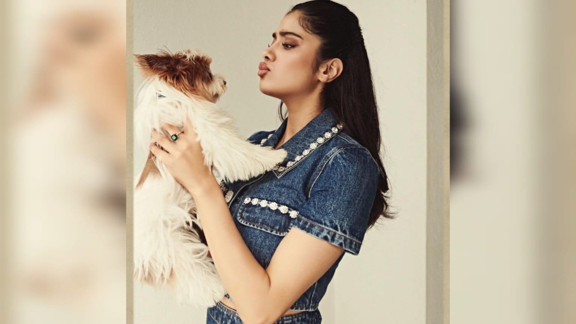 Janhvi Kapoor denim look photos in HD janhvi wear dress worth 54 thousand