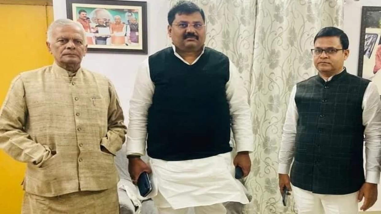 JDU MLA Pannalal Singh Patel's son Nutan Patel honey-trapped in Khagaria, obscene video viral