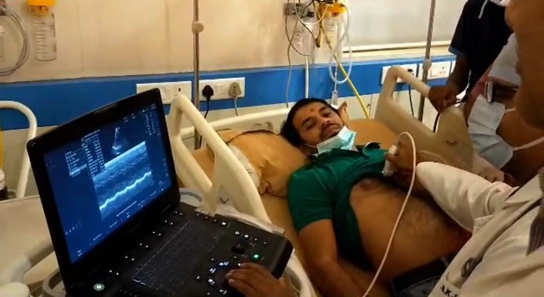 Lalu Yadav son tej pratap yadav hospitalised : RJD Minister Tej Pratap yadav in chest pain admitted in Kankarb