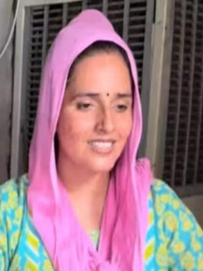 लगातार बयान बदल रही सीमा हैद