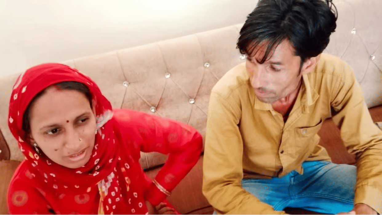 love with pickup driver girl rejected boys with government job in churu Love story