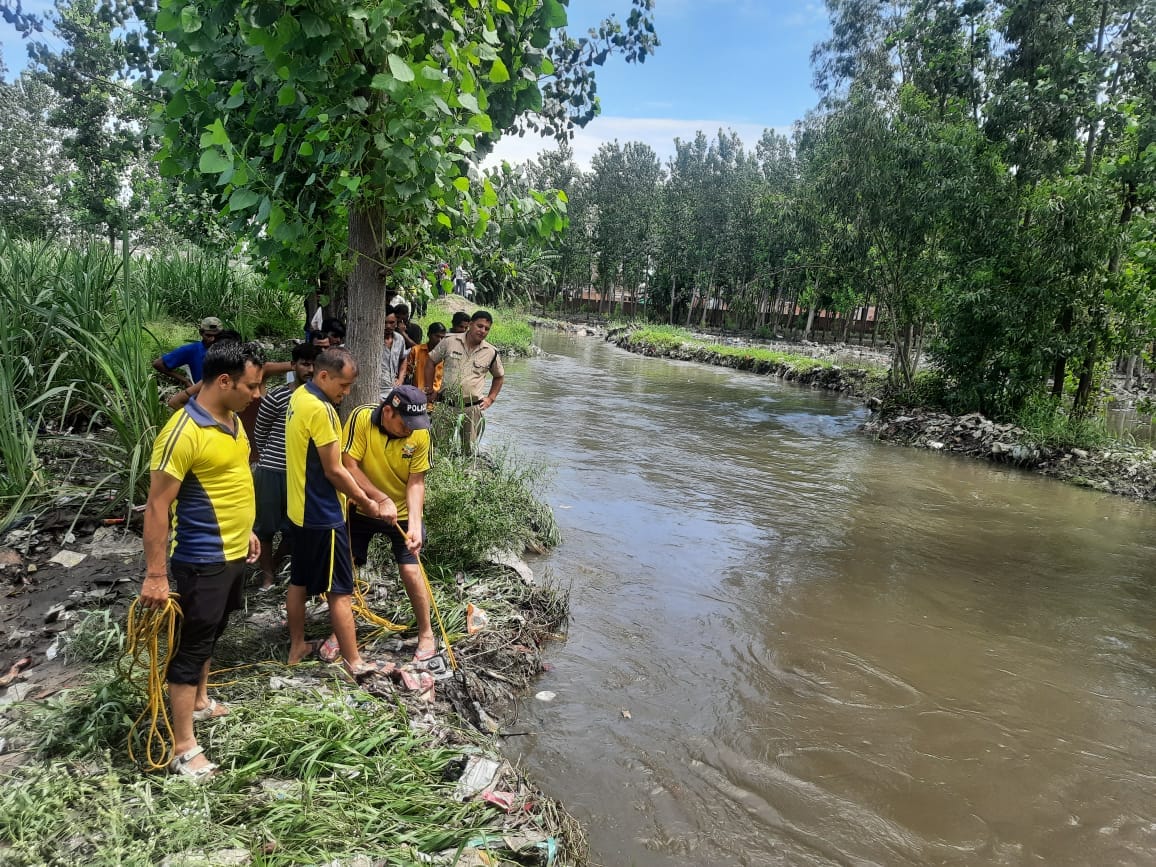 Rudrapur News Youth drowned in Kalyani river due to high water Uttarakhand News in Hindi