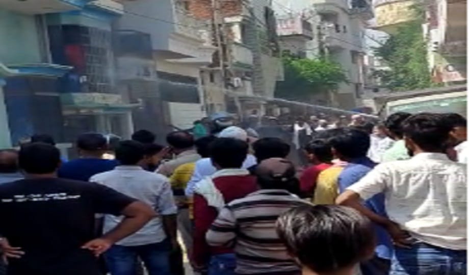 The young man attacked his parents with a slap, tried to burn himself alive