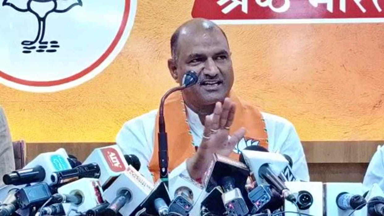 CP Joshi accuses Chief Minister's brother and son of corruption