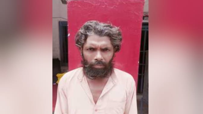 Meerut: Gullu Khan was living in the temple as Gurjar Nath Maharaj, Hindu organization workers were enraged