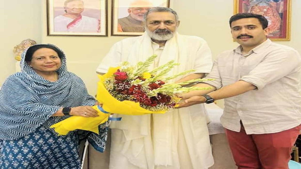 Vikramaditya Singh seeks financial assistance from NHAI, also meets Union Rural Development Minister