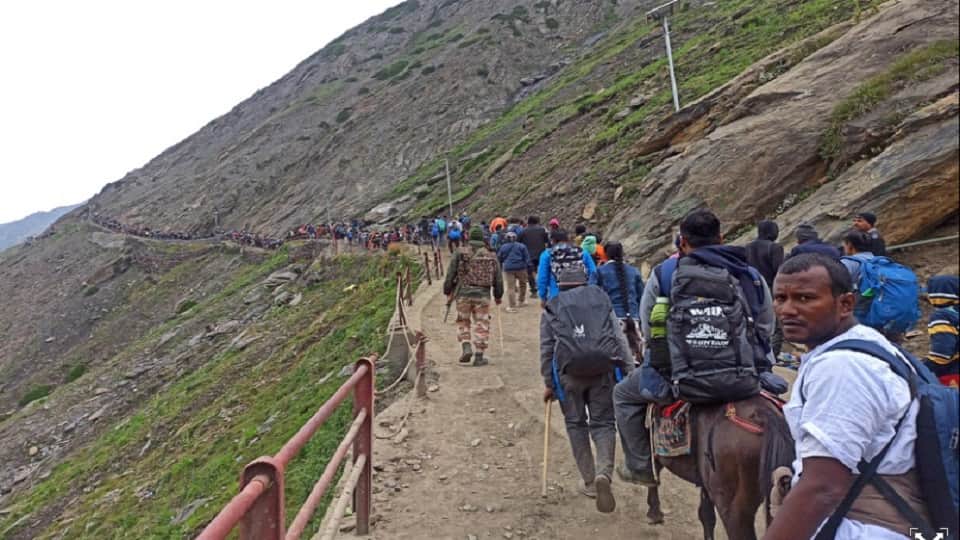 Amarnath Yatra 2023: Three lakh people have visited, 6523 devotees sent from Jammu to Kashmir