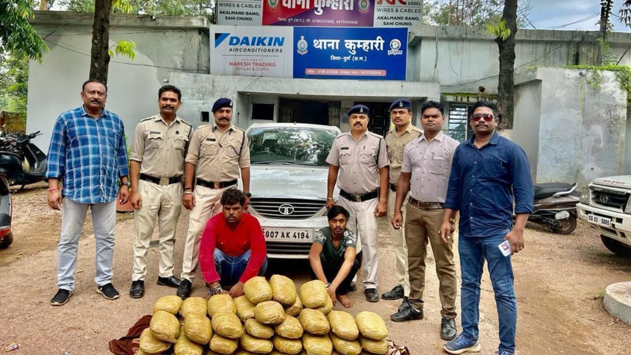chhattisgarh police arrested two with 50 kg ganja in Bhilai