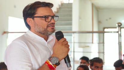 सीएम अशोक गहलोत के विशेष अधिकारी (ओएसडी) लोकेश शर्मा