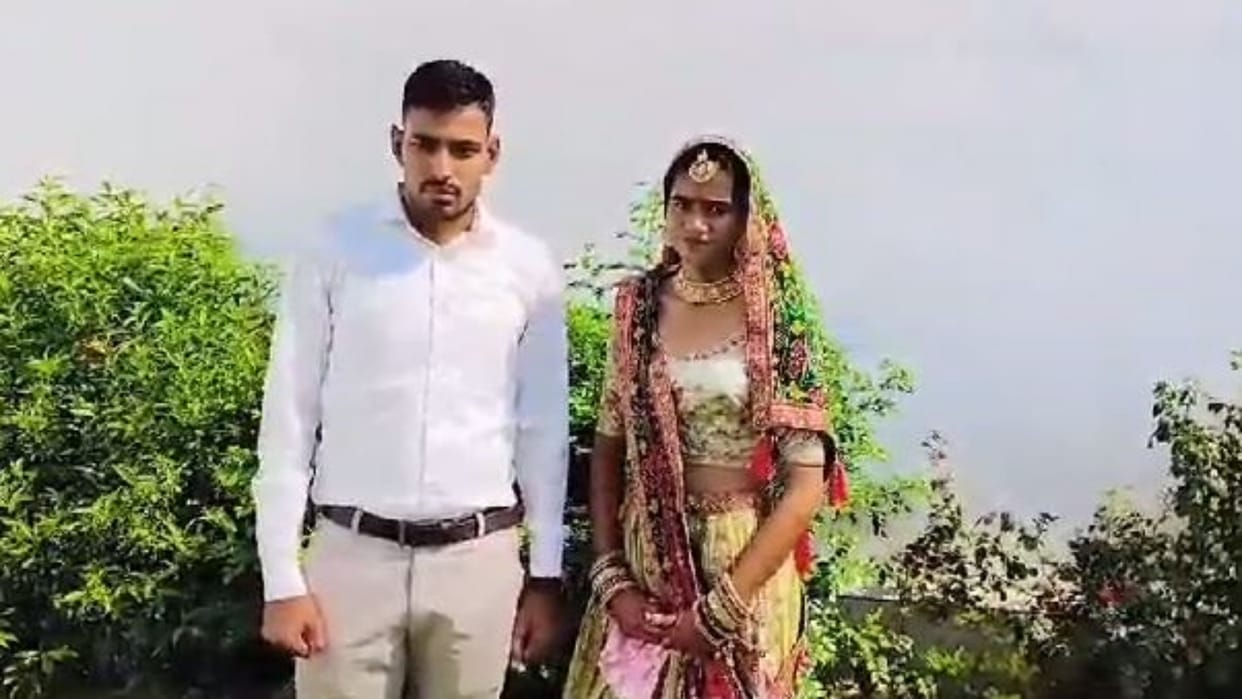 Jhunjhunu News Army soldier went to get engaged and got married and brought bride