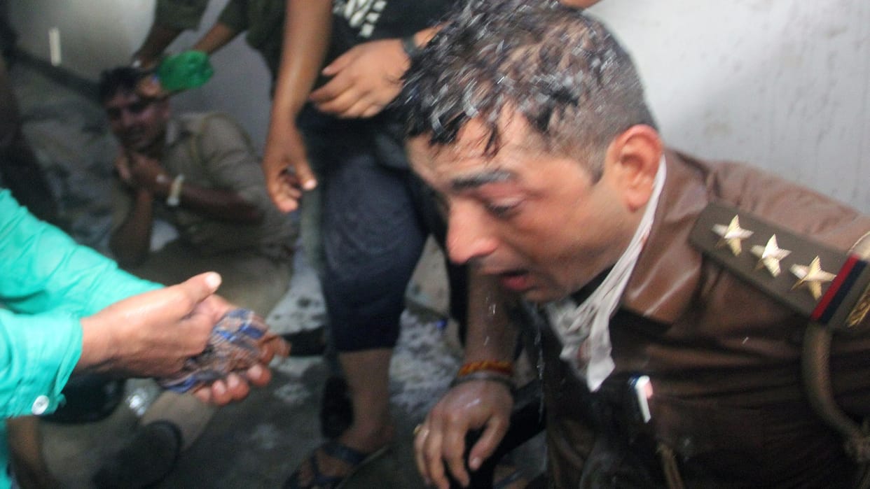 Kareli massacre: Arif pelted bricks and stones on the police team, threw acid bottles, the inspector got scor