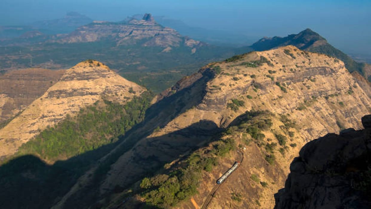 Smallest Hill Station in India Matheran Tourist Places Travel Details in Hindi
