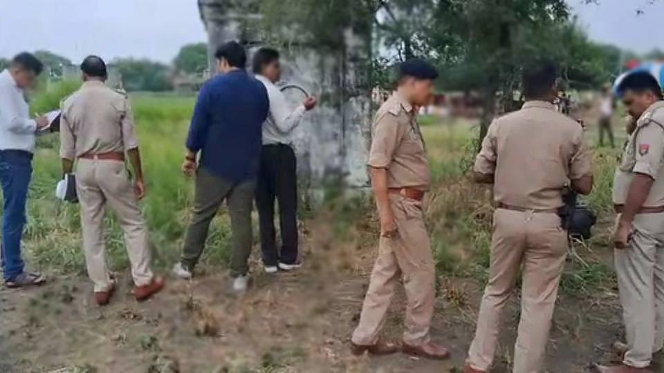 Girlfriend refused to marry then lover strangled her to death in Mainpuri