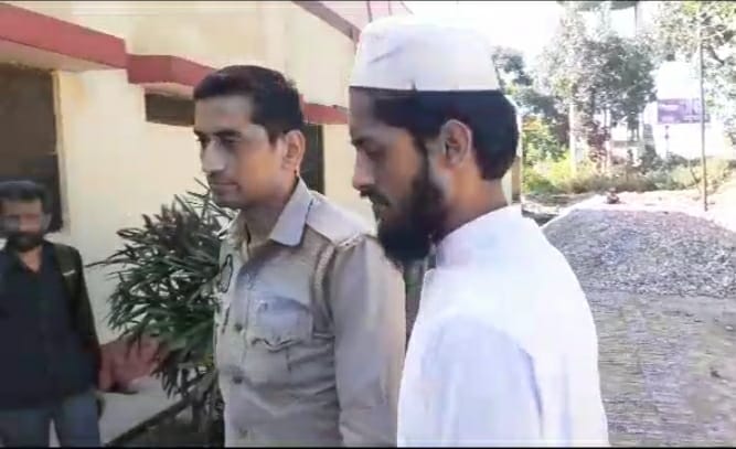 UP: Big action of ATS in Deoband, raided the city and detained  two Bangladeshi, send tojail