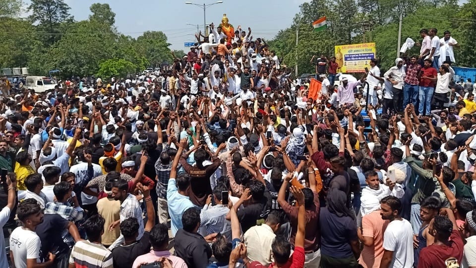 Atmosphere of tension in Kaithal: MLA Leela Ram unveiled statue of Samrat Mihir Bhoj
