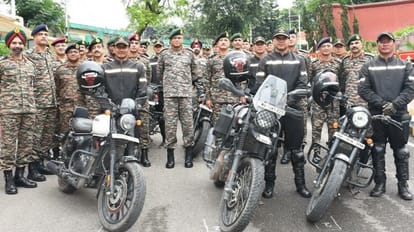 जम्मू कश्मीर: कोहिमा से कारगिल युद्ध स्मारक तक की यात्रा उधमपुर से रवाना, शहीदों की याद में निकले सैनिक bike rally Journey from Kohima to Kargil War Memorial flagged off from Udhampur