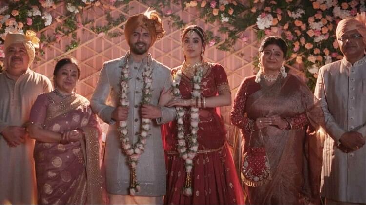 Bawaal Review: प्रिय अज्जू भैया, अत्र कुशलं तत्रास्तु, सुने बिना हेलमेट निकलते हो तो ट्रैफिक वाला सलाम करता है 3 Bawaal Movie Review In Hindi by Pankaj Shukla Nitesh Tiwari Ashwini Aiyer Tiwary Varun Dhawan Janhvi Kapoor