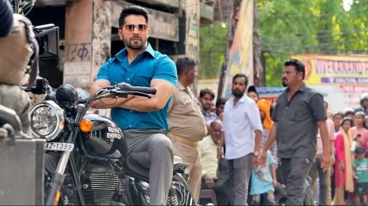 Bawaal Review: प्रिय अज्जू भैया, अत्र कुशलं तत्रास्तु, सुने बिना हेलमेट निकलते हो तो ट्रैफिक वाला सलाम करता है 4 Bawaal Movie Review In Hindi by Pankaj Shukla Nitesh Tiwari Ashwini Aiyer Tiwary Varun Dhawan Janhvi Kapoor