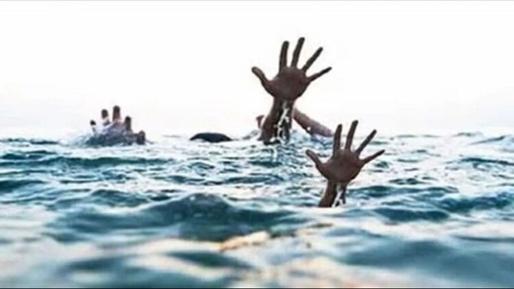 Twin brothers died due to drowning in Yamuna Khadar water