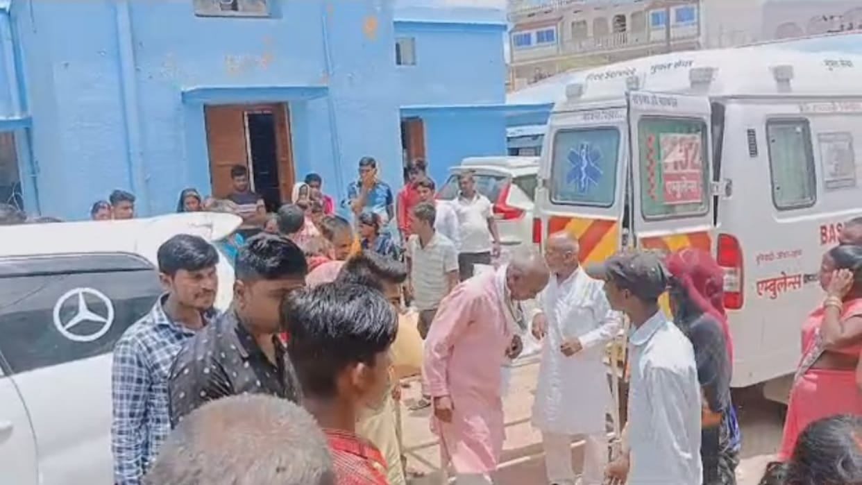 A teenager injured in a road accident died due to delay in treatment in Aurangabad; Angry relatives vandalized
